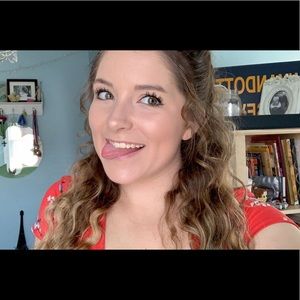 Meet your Posher, Emma